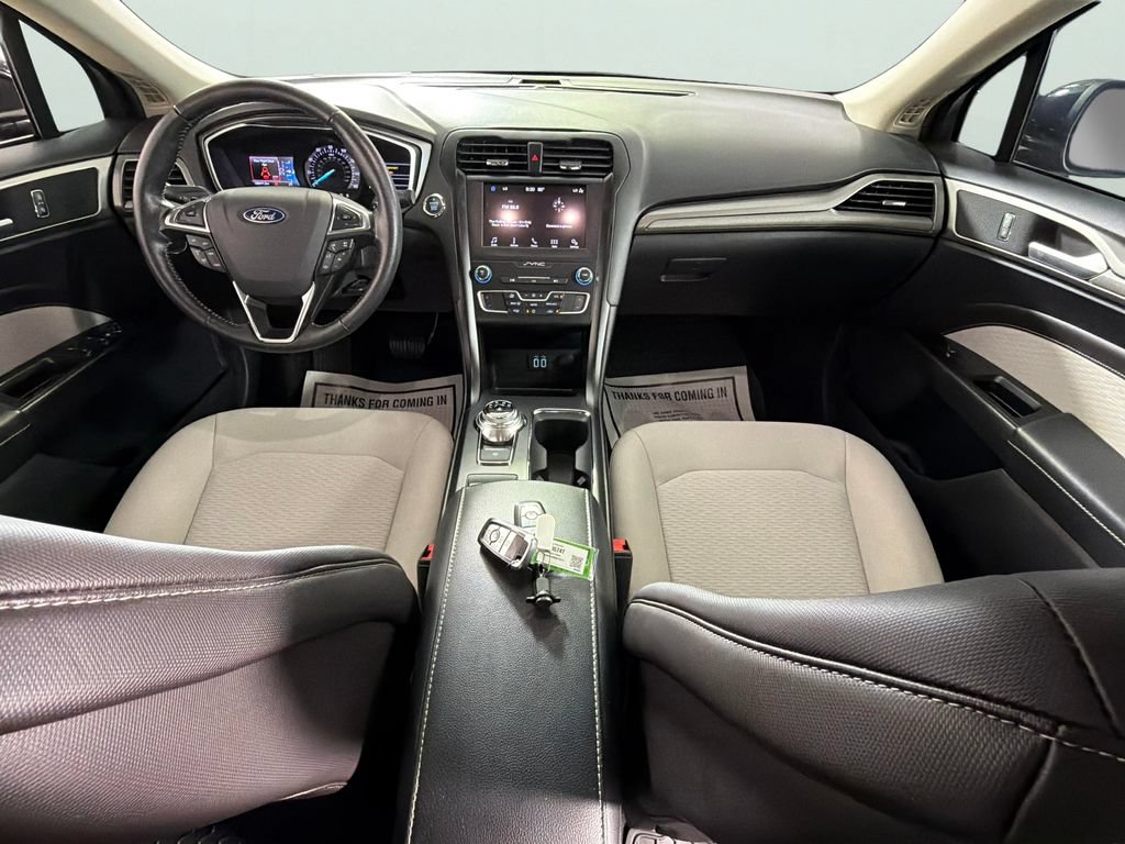 Used 2019 Ford Fusion SE w/ Equipment Group 151A FWD image 31