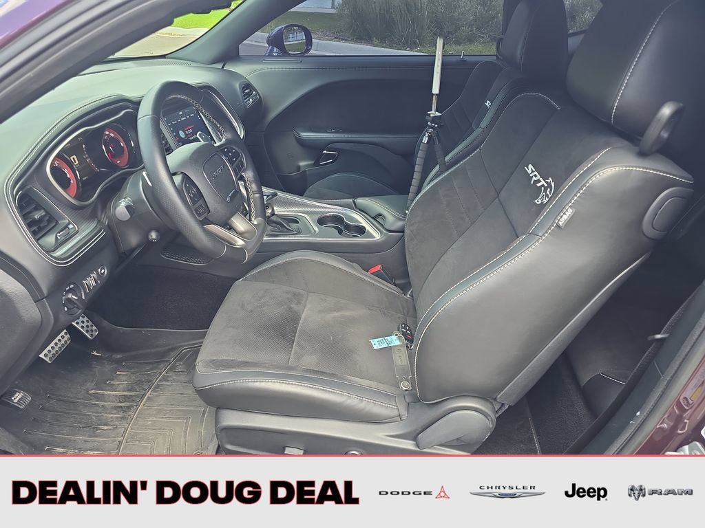 Used 2022 Dodge Challenger SRT Hellcat w/ Plus Package RWD image 4