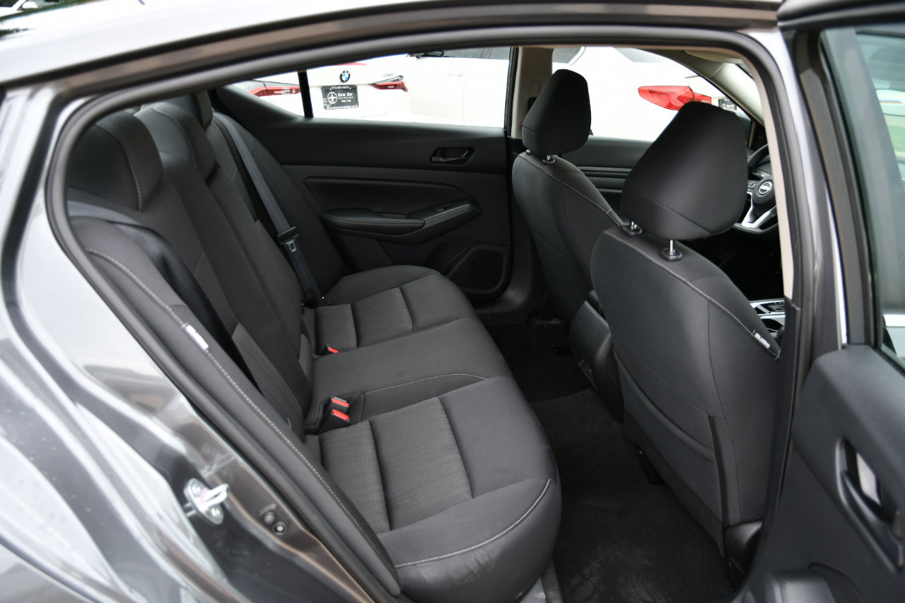 Used 2024 Nissan Altima 2.5 SV image 24