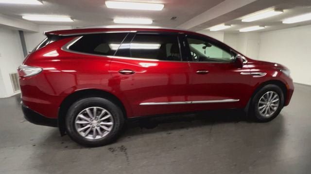 Certified 2022 Buick Enclave Essence w/ Sound and Sites Package AWD/4WD image 9