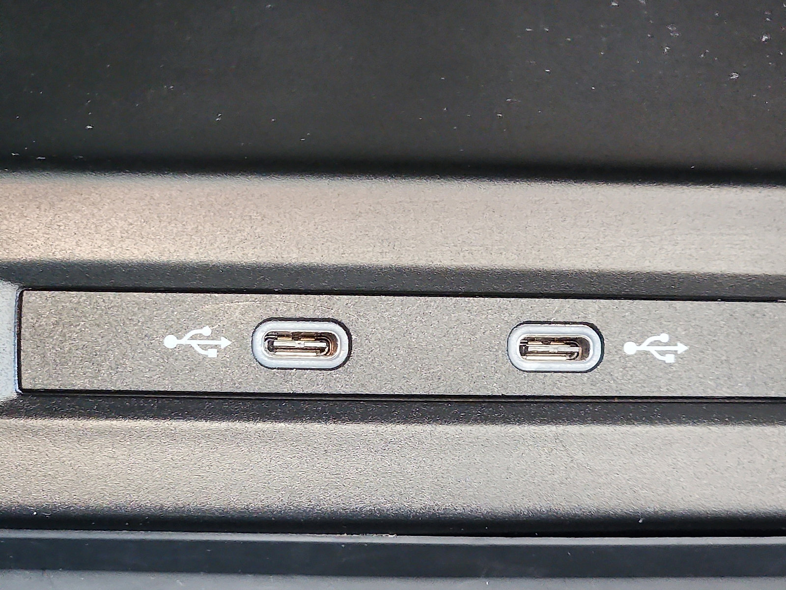 Used 2022 Volkswagen Tiguan SE image 24