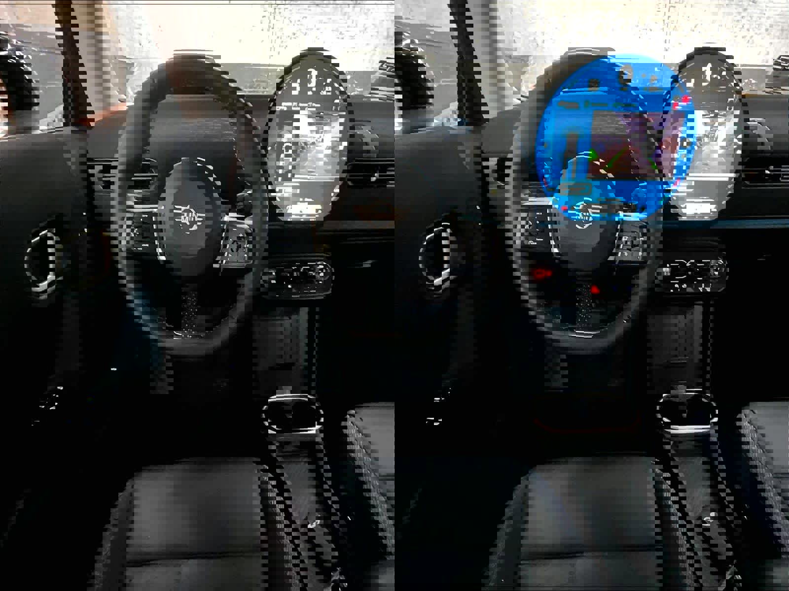 Certified 2025 MINI Cooper 2-Door Hardtop image 8