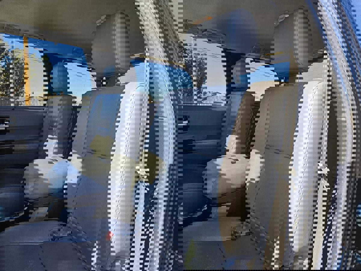 Used 2012 Toyota Sequoia Platinum image 30