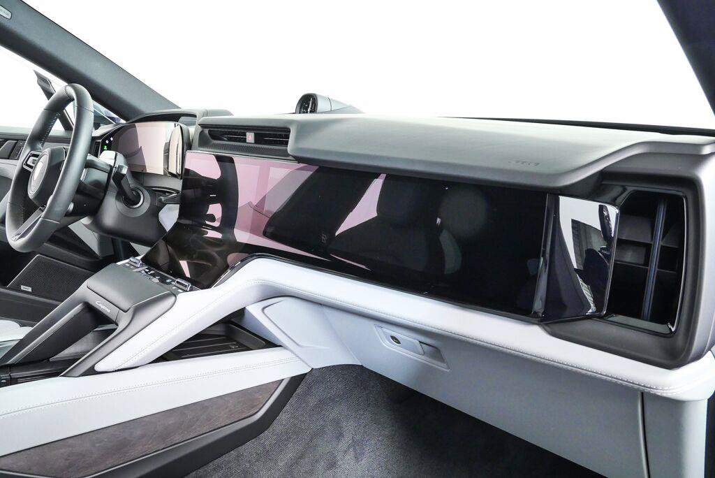 New 2026 Porsche Cayenne S AWD/4WD image 27