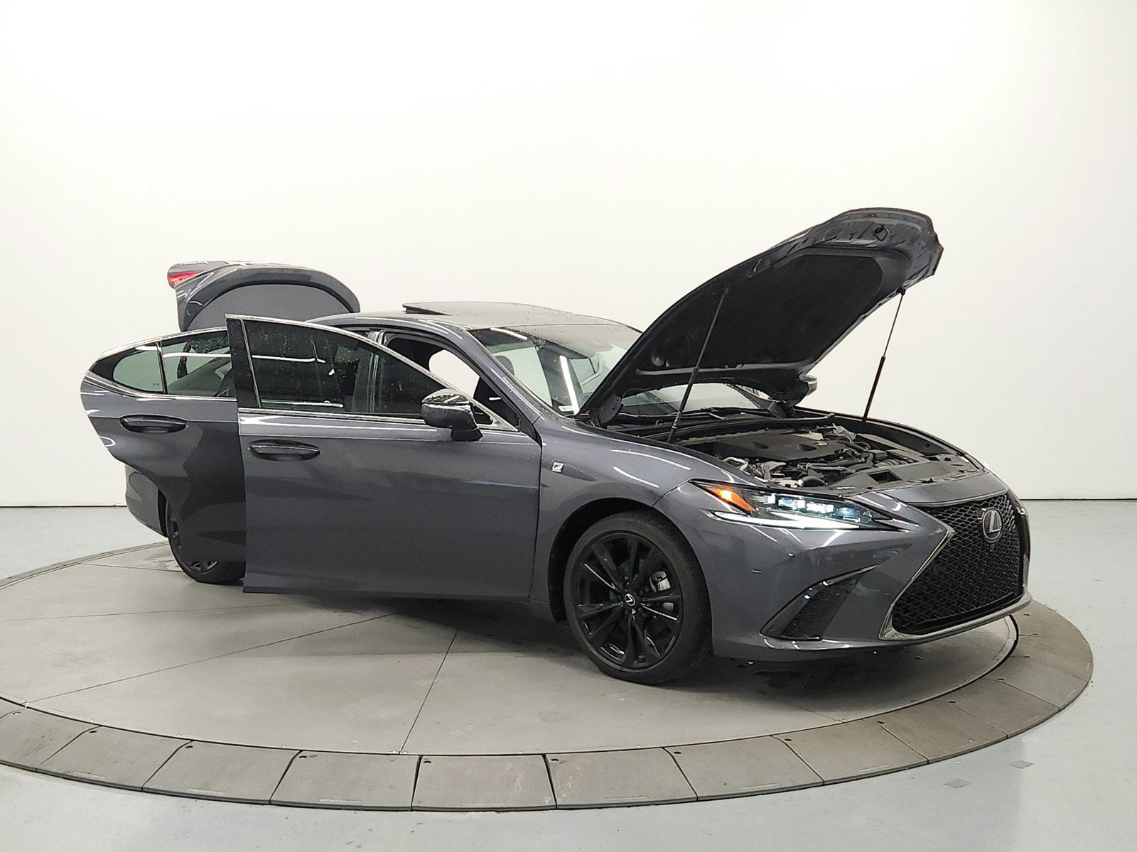 Used 2024 Lexus ES 300h F Sport w/ Accessory Package (Z2) FWD image 9