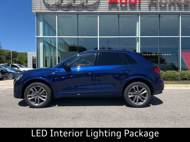 New 2025 Audi Q3 2.0T Premium image 3