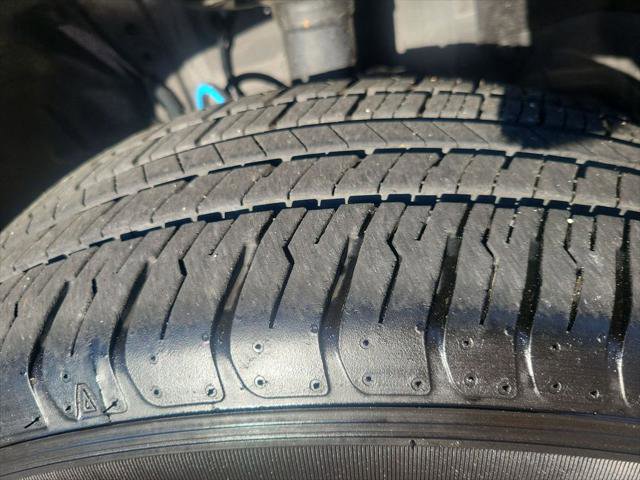 Certified 2025 Toyota RAV4 XLE w/ Convenience Package image 30