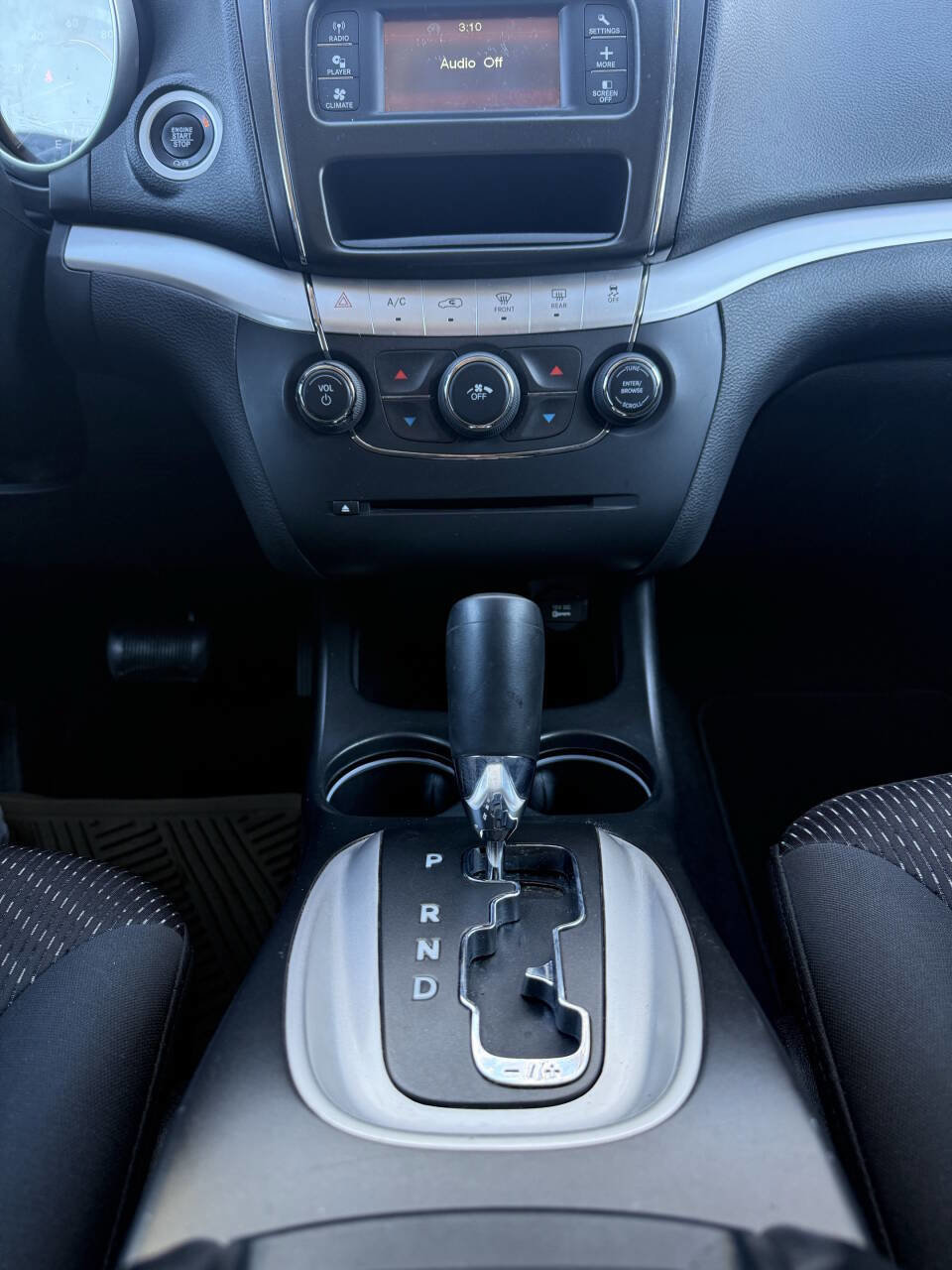 Used 2018 Dodge Journey SE image 6