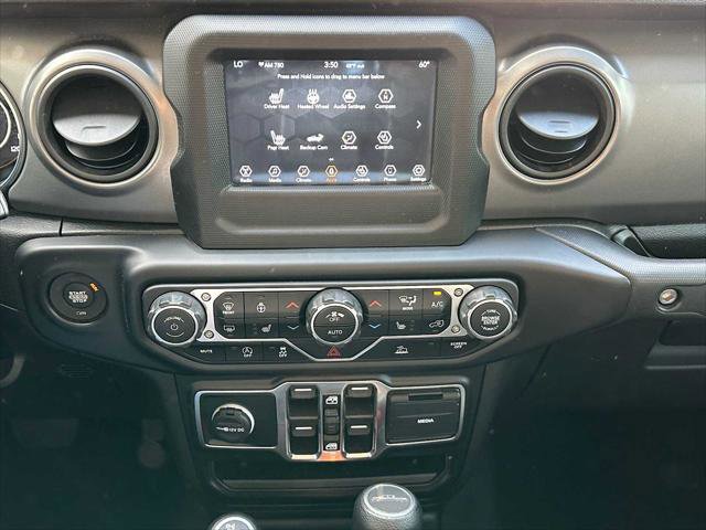 Used 2022 Jeep Gladiator Sport image 28