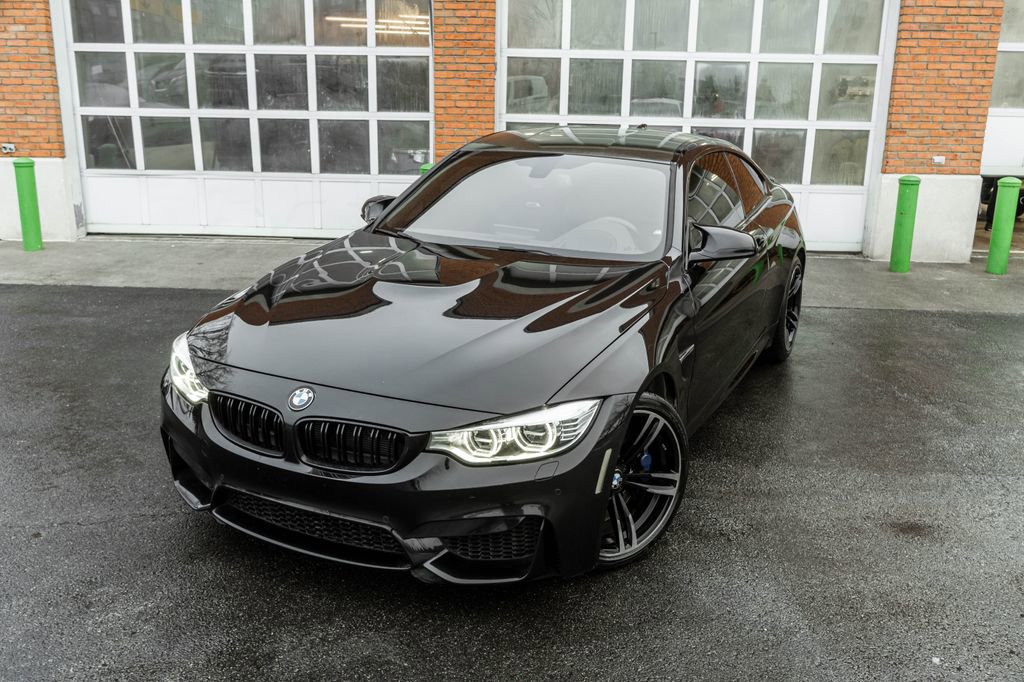 Used 2016 BMW M4 Coupe image 2