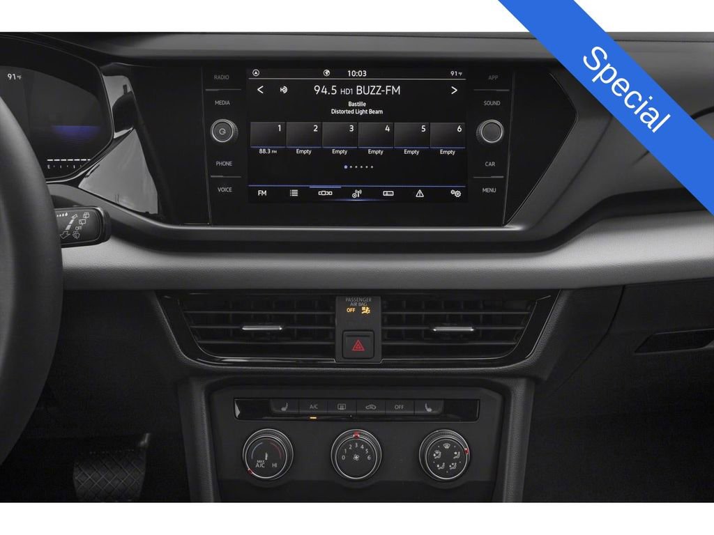 Used 2024 Volkswagen Taos SE image 42