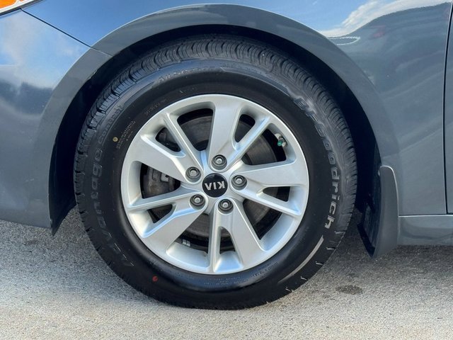 Used 2016 Kia Optima LX image 5