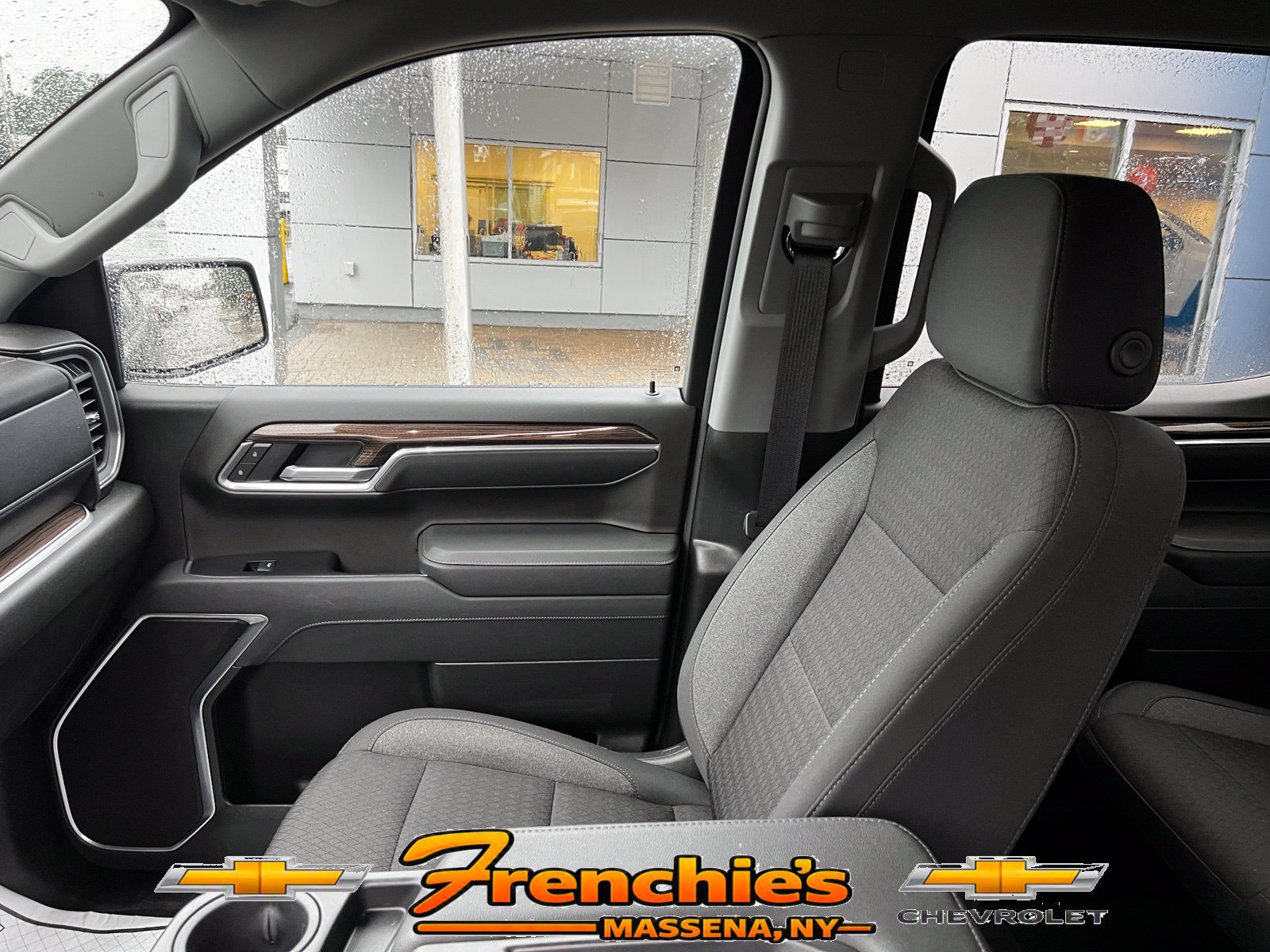 Used 2026 Chevrolet Silverado 1500 LT AWD/4WD image 15