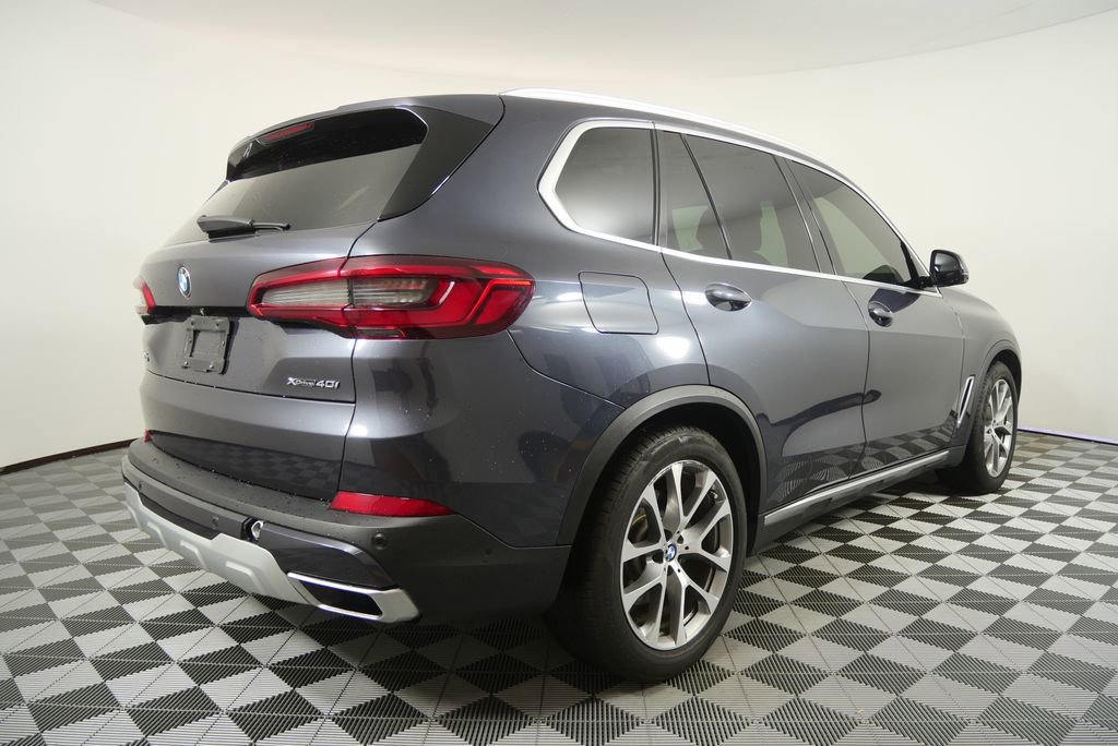 Used 2019 BMW X5 xDrive40i w/ Luxury Seating Package image 3