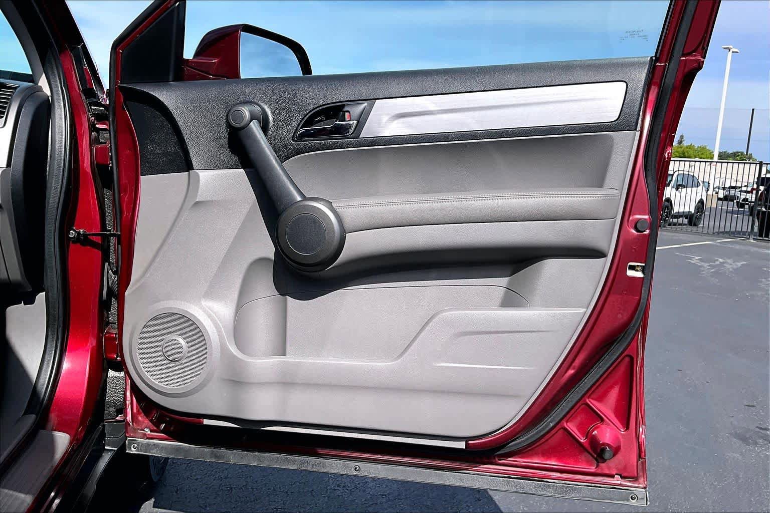 Used 2010 Honda CR-V EX-L image 25
