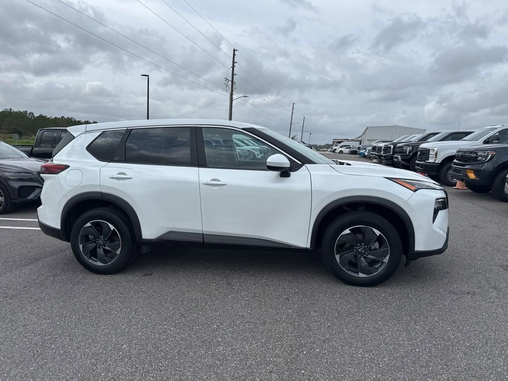 Used 2024 Nissan Rogue SV
