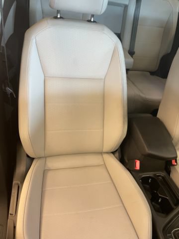 Used 2020 Volkswagen Tiguan SEL FWD image 13