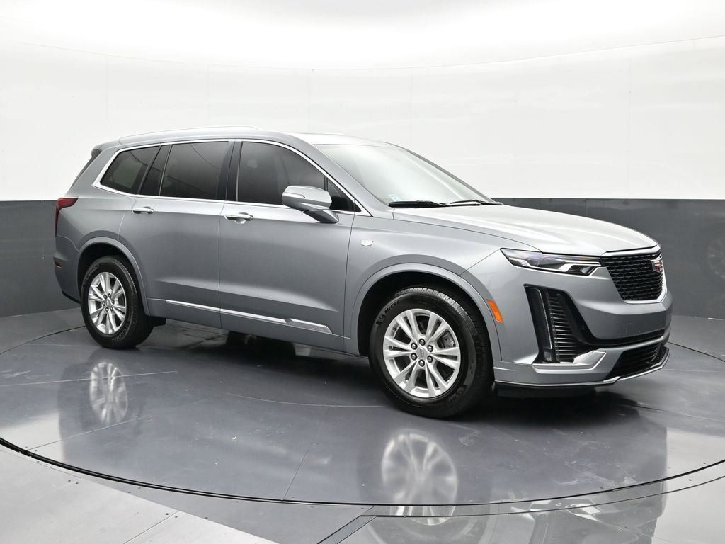 Certified 2023 Cadillac XT6 Luxury FWD image 7