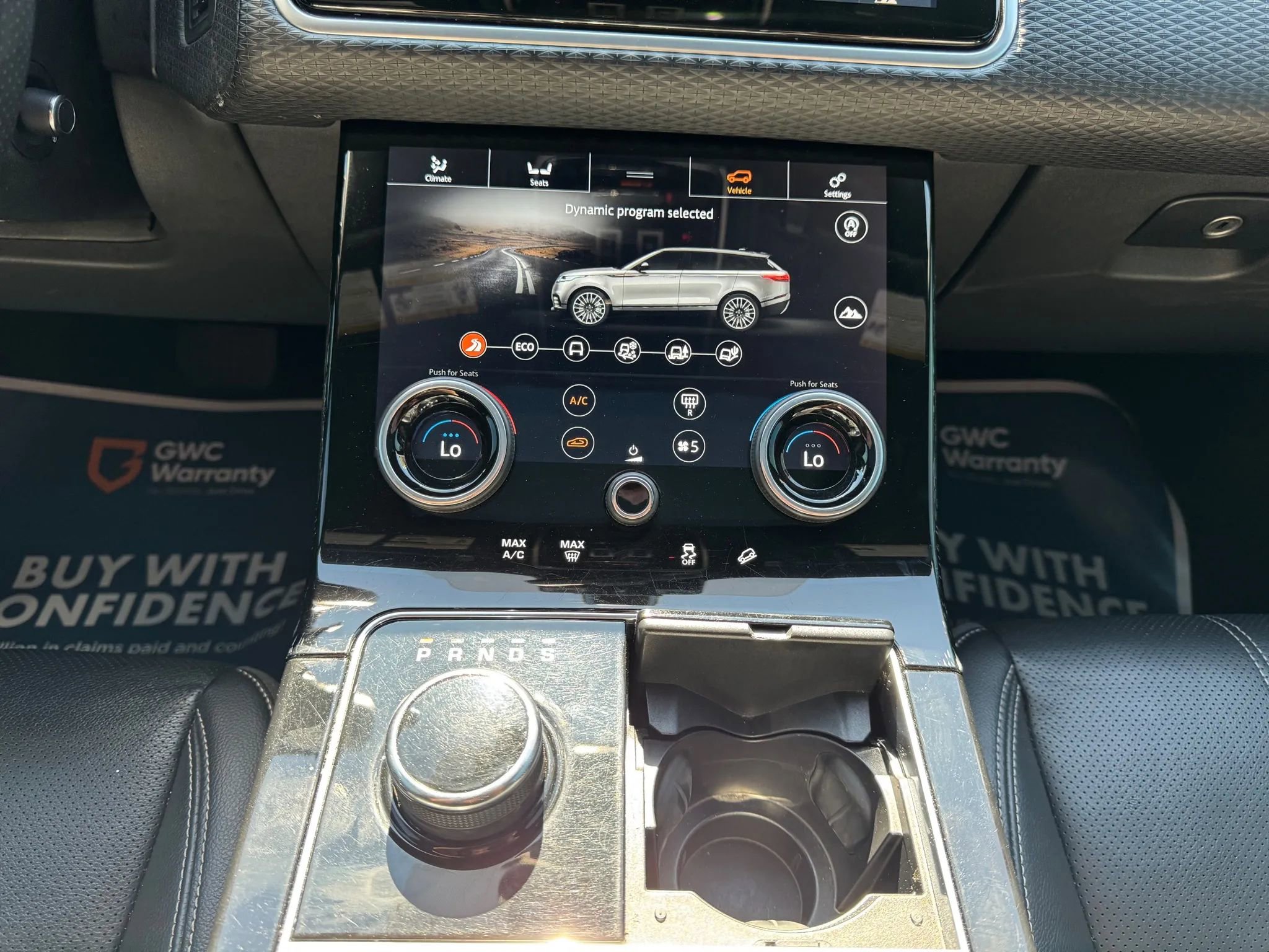 Used 2018 Land Rover Range Rover Velar S image 17