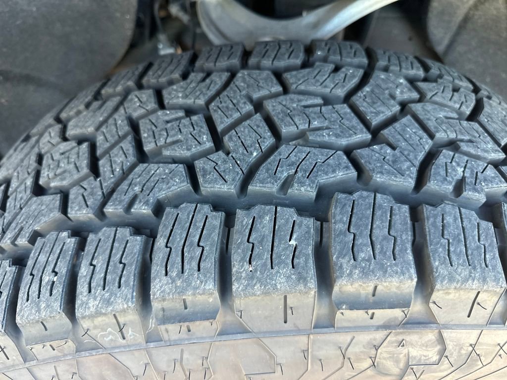 Used 2021 GMC Sierra 1500 AT4 image 14