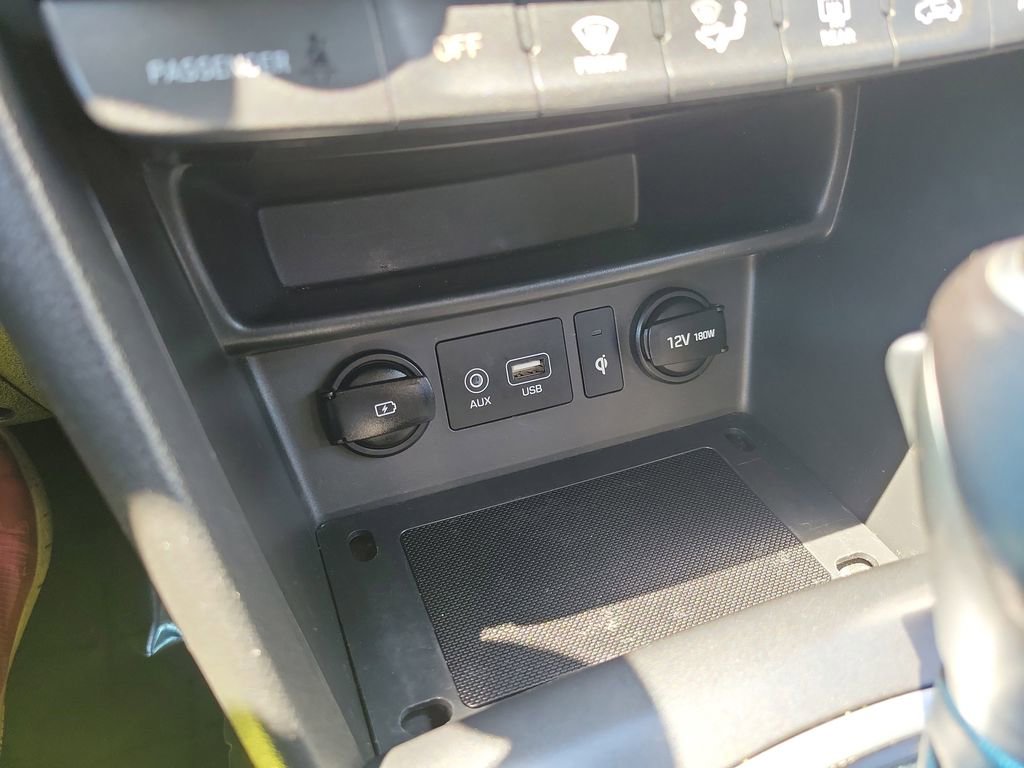 Used 2021 Hyundai Kona Ultimate AWD/4WD image 24