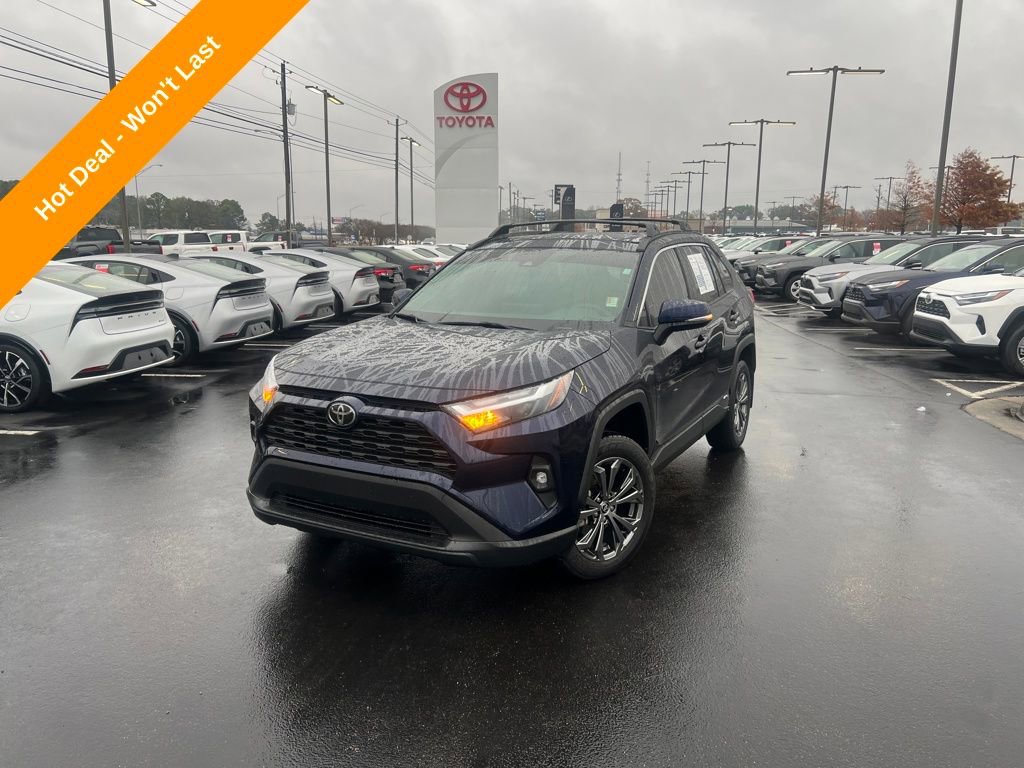 Certified 2025 Toyota RAV4 XLE Premium image 1