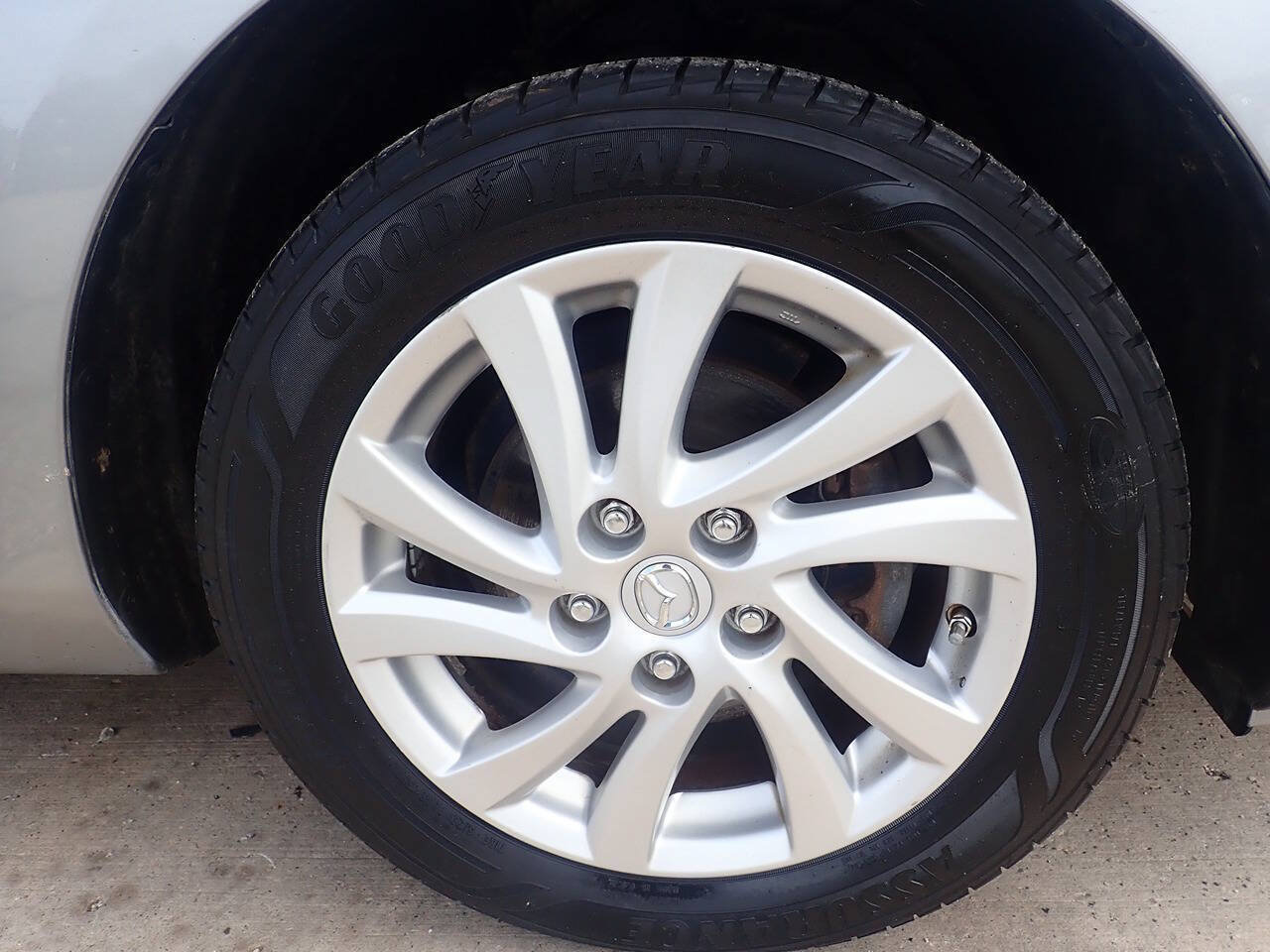 Used 2012 MAZDA MAZDA3 i Touring FWD image 31