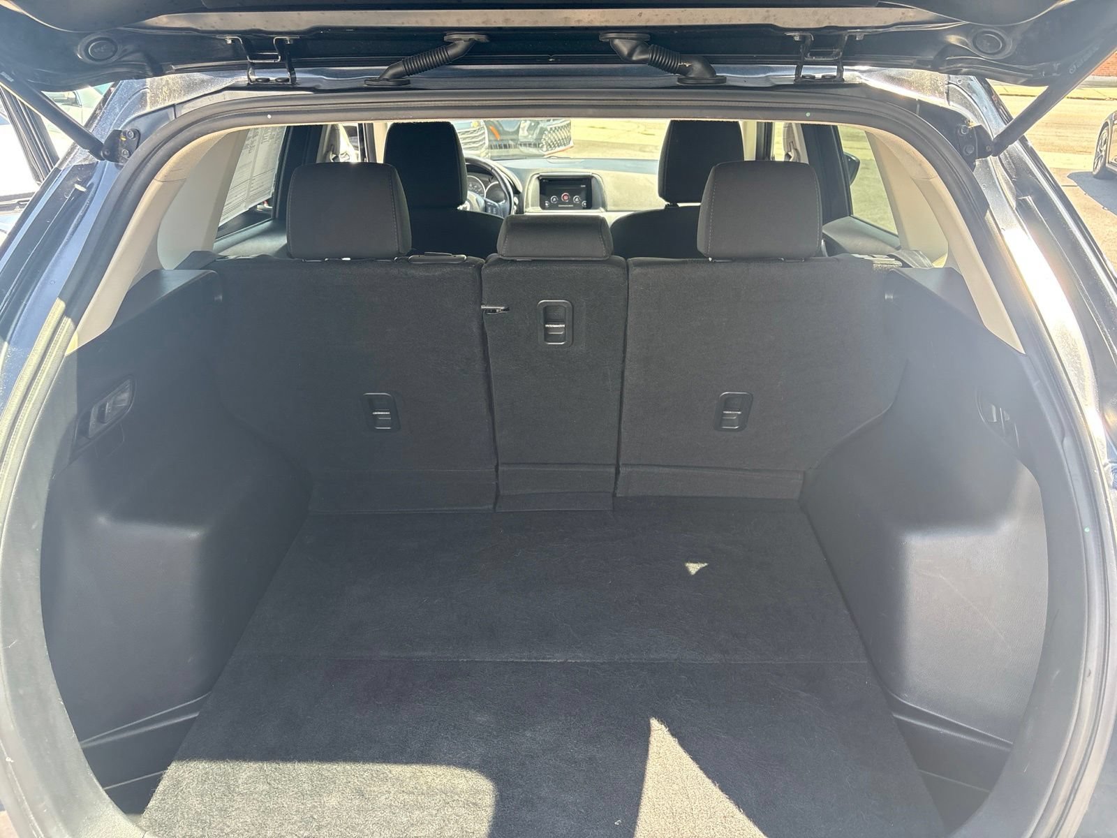 Used 2016 MAZDA CX-5 Touring w/ Bose/Moonroof Package FWD image 17