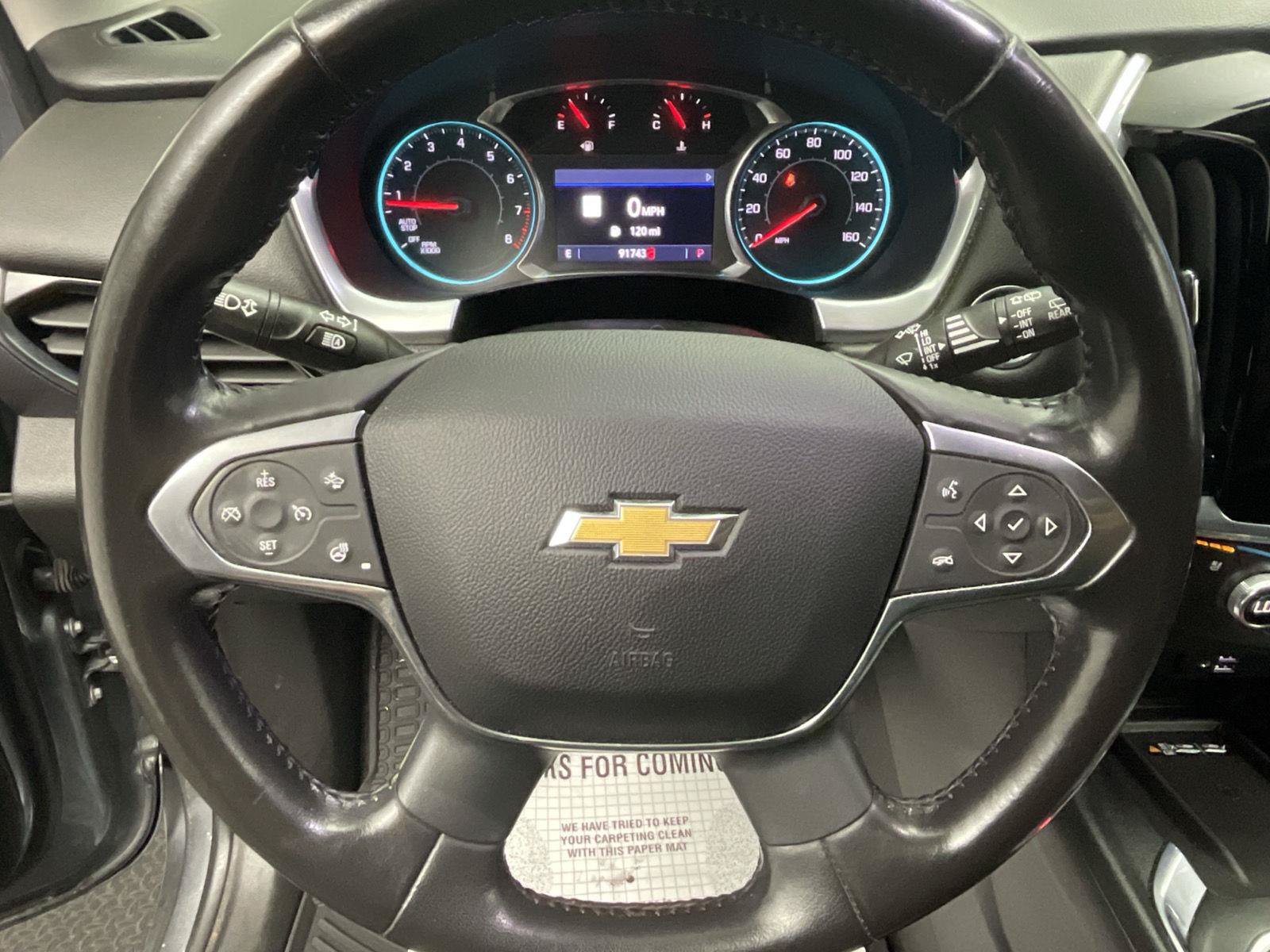 Used 2020 Chevrolet Traverse Premier FWD image 14