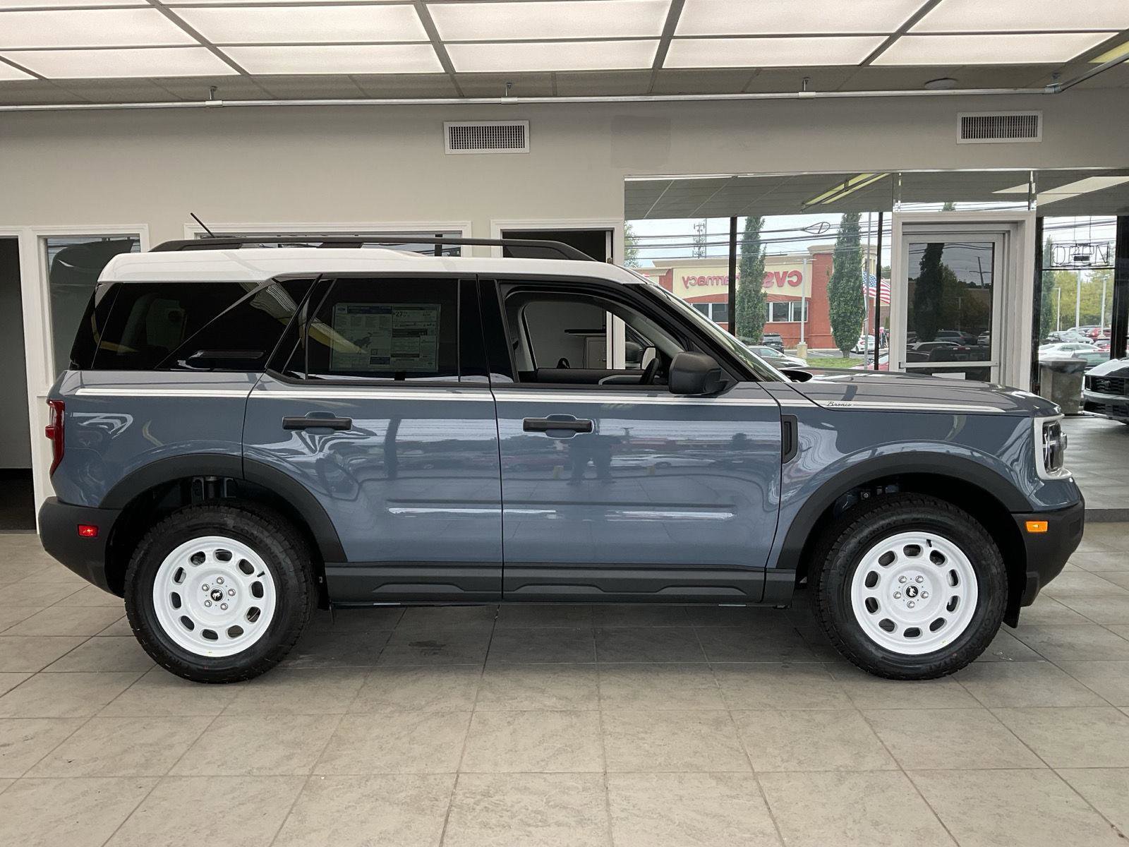 New 2025 Ford Bronco Sport Heritage w/ Convenience Package image 4