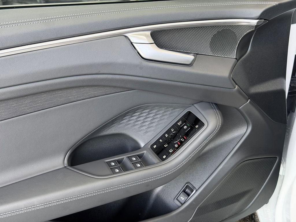 New 2026 Audi A6 Premium Plus AWD/4WD image 21