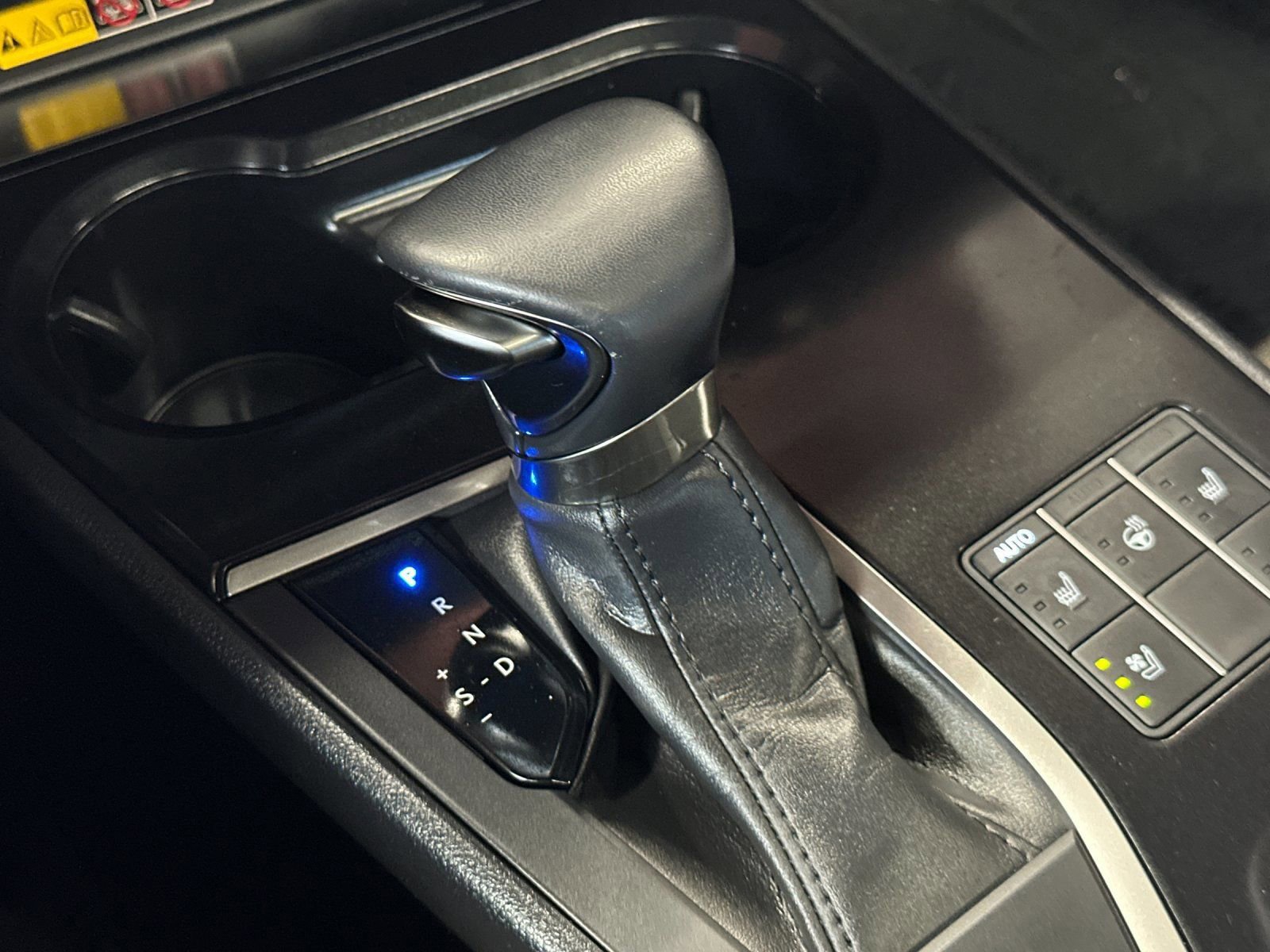 Used 2023 Lexus UX 250h F Sport w/ Accessory Package (Z2) image 25