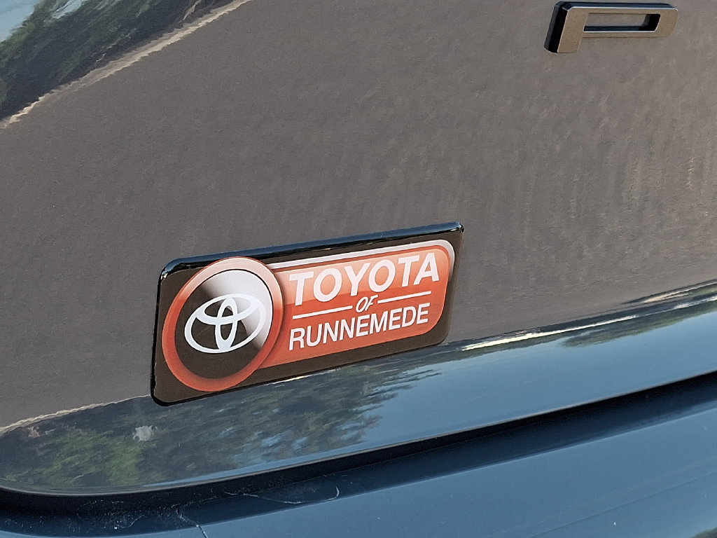 Certified 2026 Toyota Prius Plug-In Hybrid FWD image 30