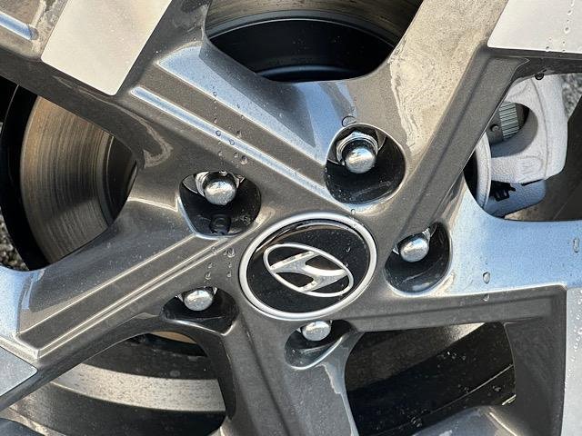 New 2026 Hyundai Venue SEL image 15