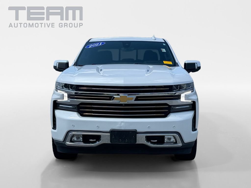 Used 2021 Chevrolet Silverado 1500 High Country w/ Technology Package AWD/4WD image 2