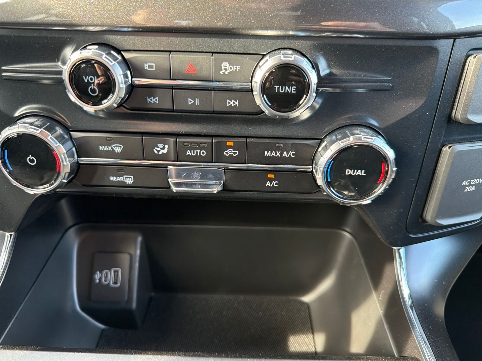 New 2026 Ford F150 STX w/ Equipment Group 200A AWD/4WD image 22