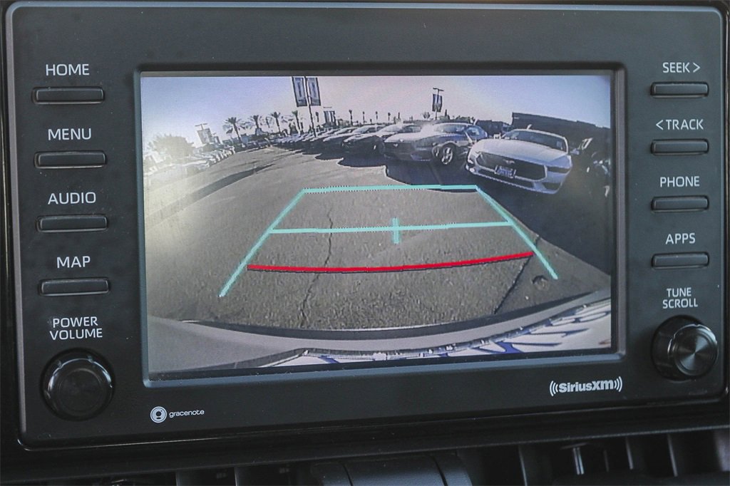 Used 2021 Toyota RAV4 LE image 29