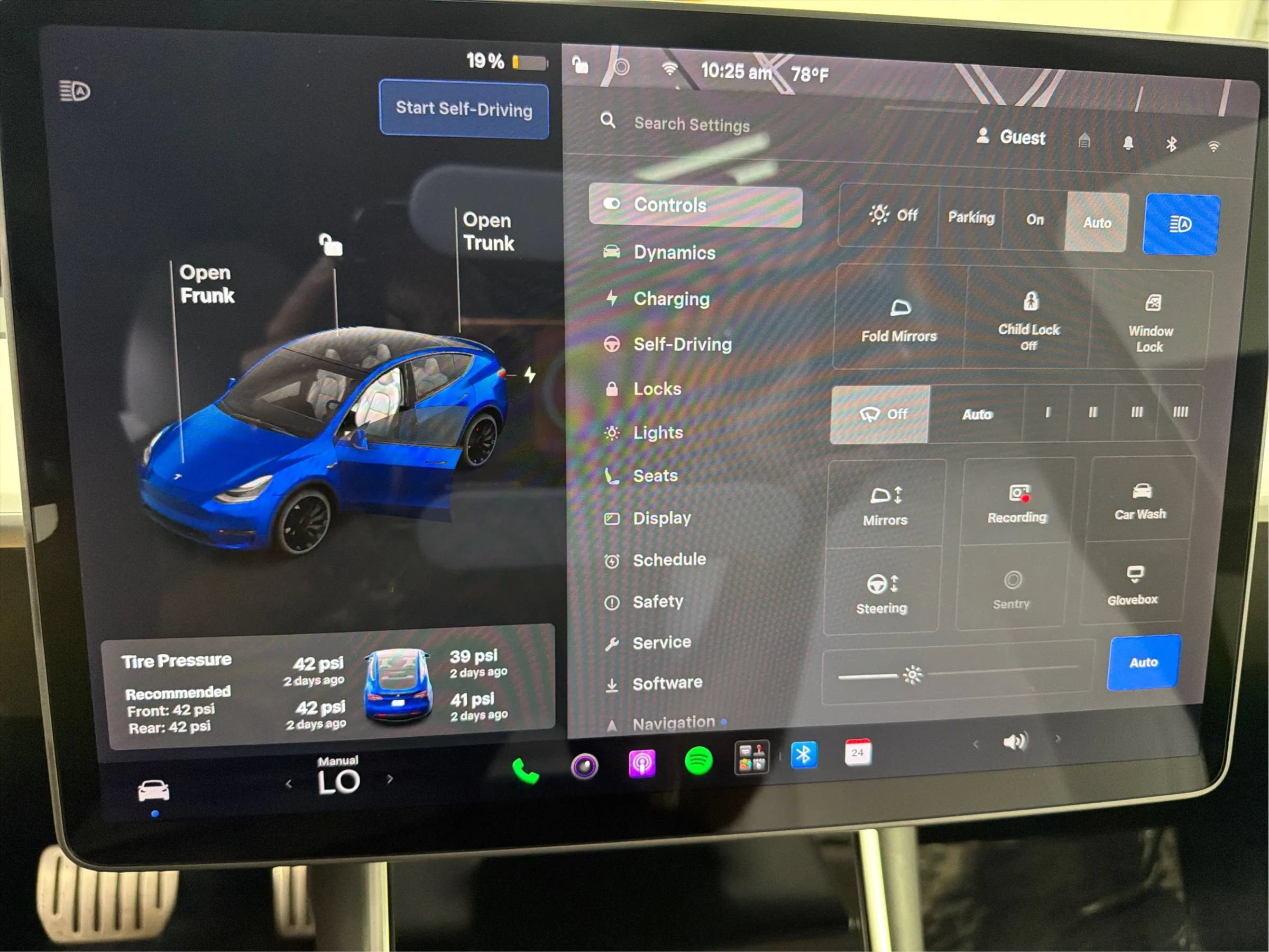 Used 2021 Tesla Model Y Performance AWD/4WD image 32