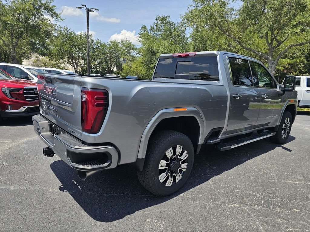 New 2026 GMC Sierra 2500 Denali w/ Denali Reserve Package AWD/4WD image 4