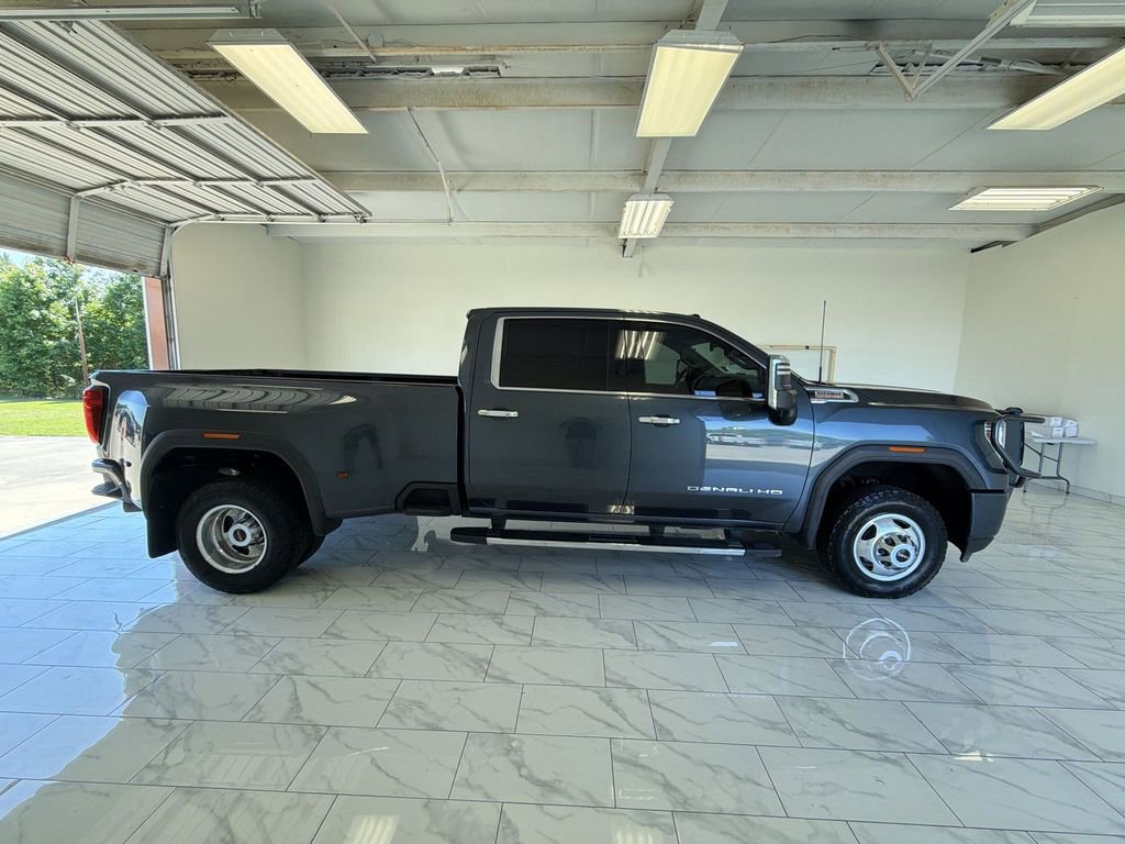 Used 2020 GMC Sierra 3500 Denali AWD/4WD image 9