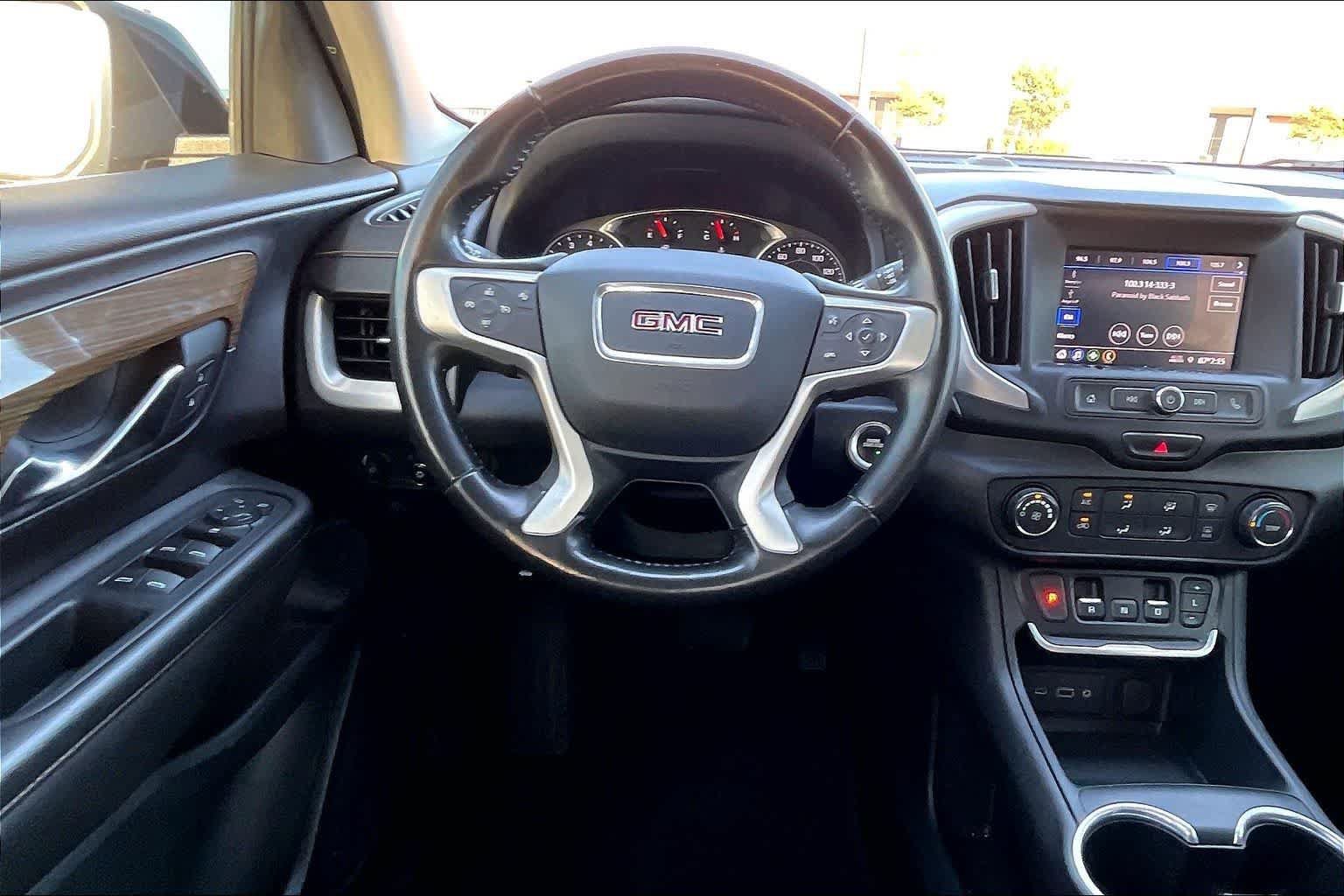 Used 2021 GMC Terrain SLE w/ Elevation Edition FWD image 13
