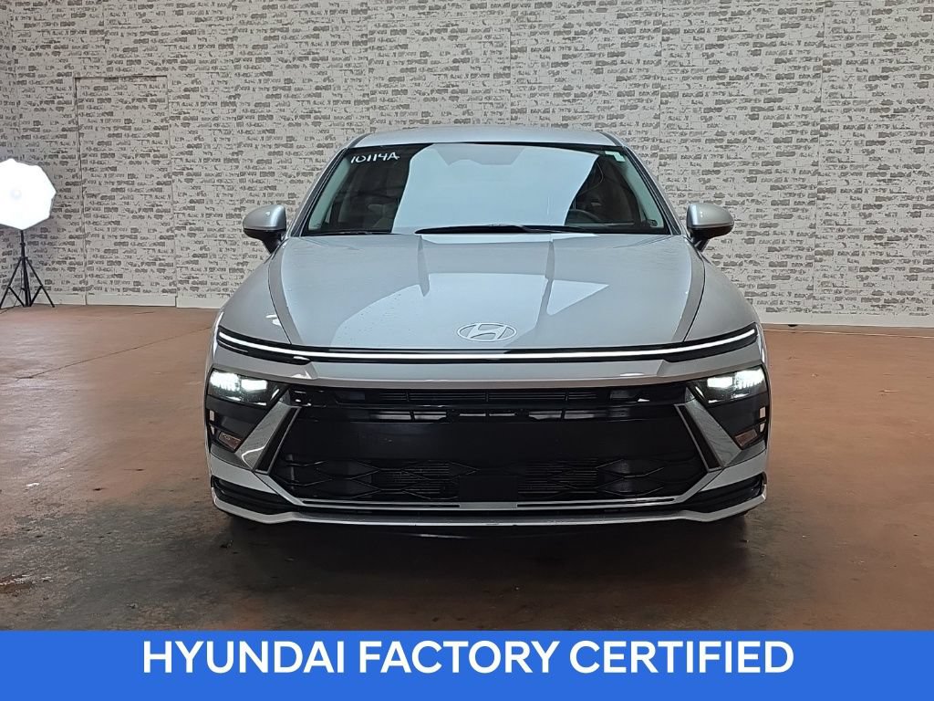 Used 2025 Hyundai Sonata SE FWD image 2