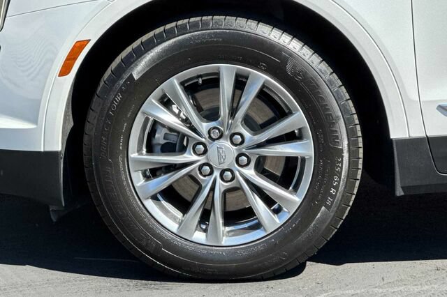 Certified 2023 Cadillac XT5 Premium Luxury w/ LPO, Floor Liner Package AWD/4WD image 26