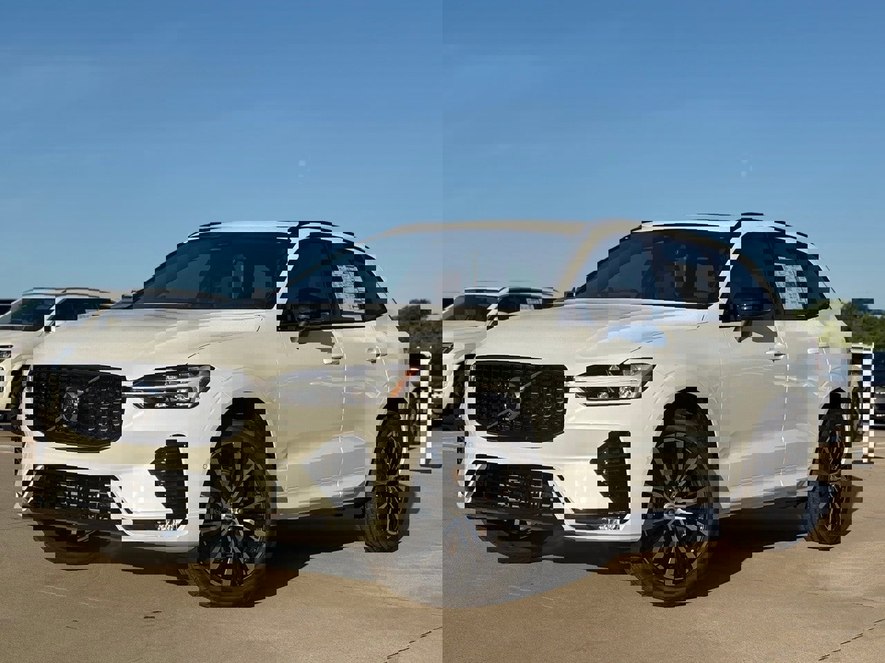 New 2025 Volvo XC60 B5 Plus w/ Protection Package Premier