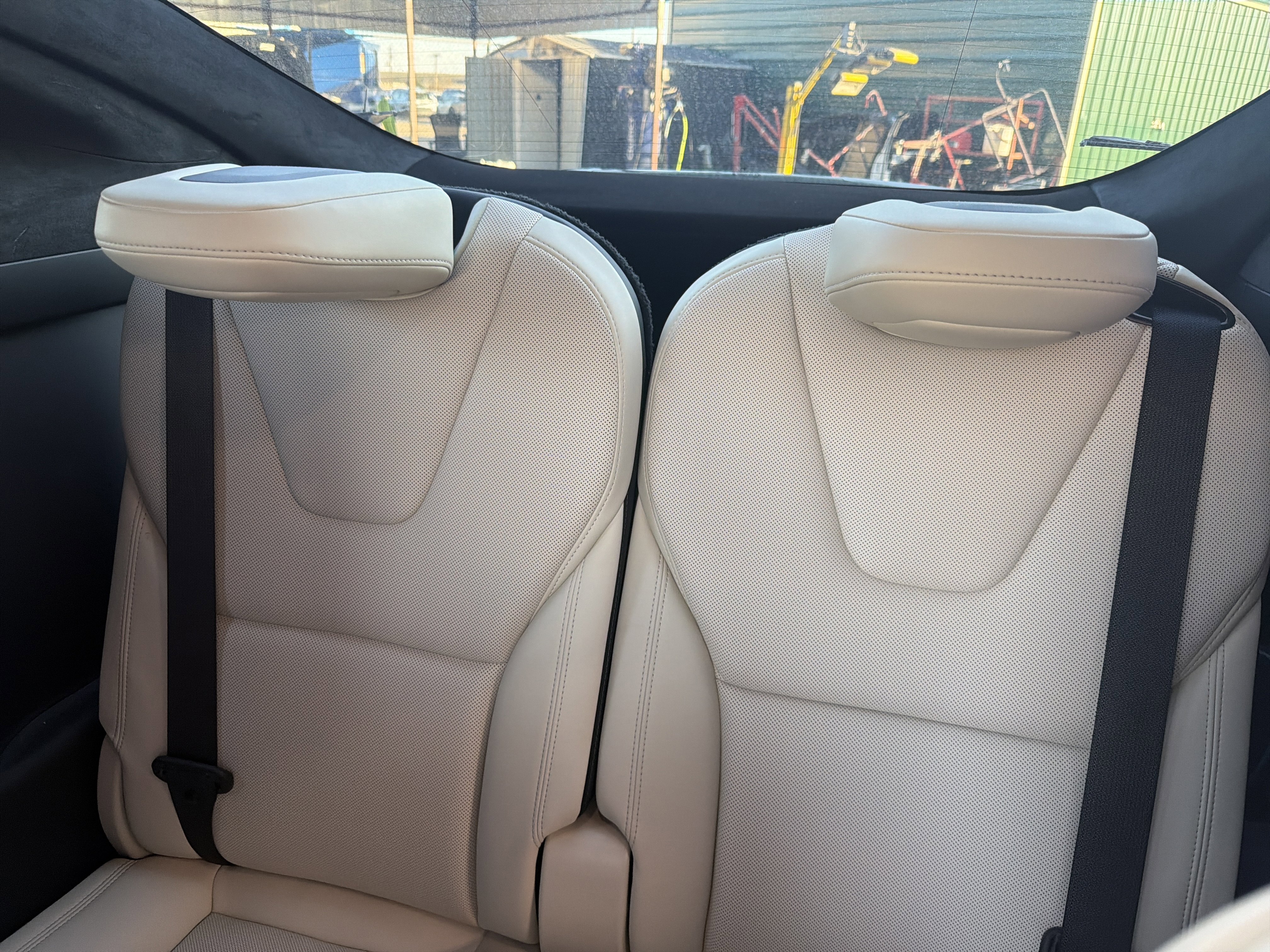 Used 2023 Tesla Model X Plaid image 5