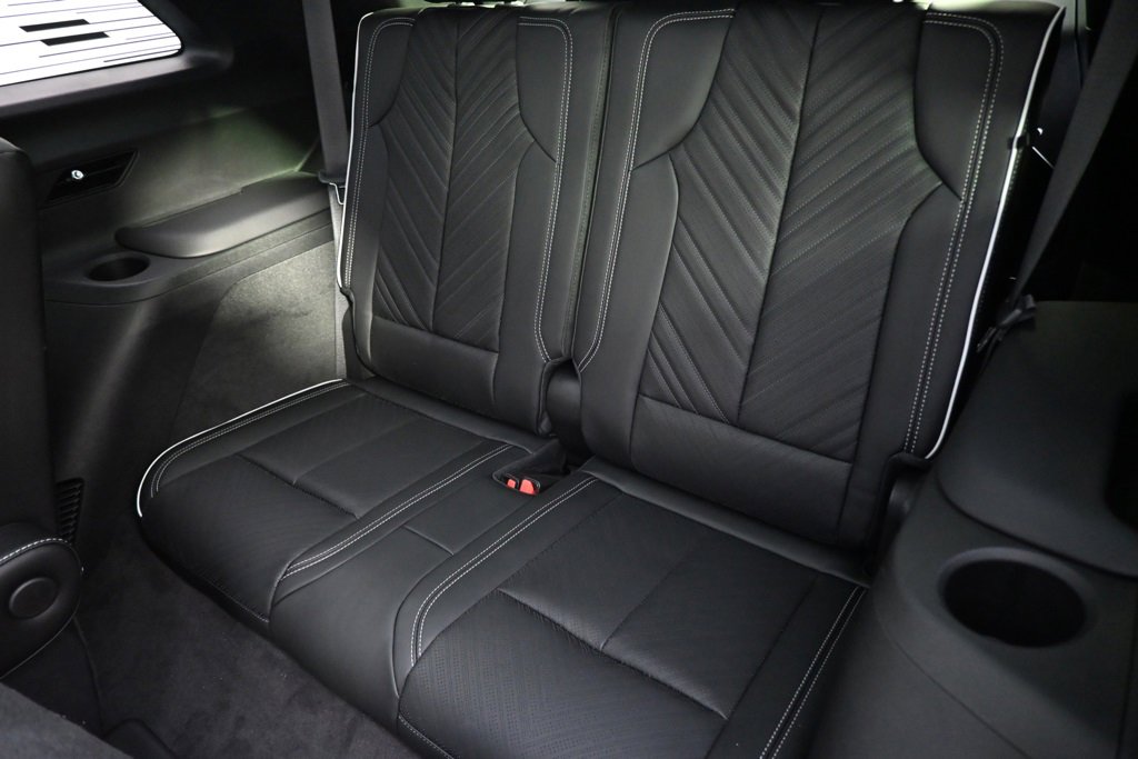New 2026 Cadillac Vistiq Platinum image 22