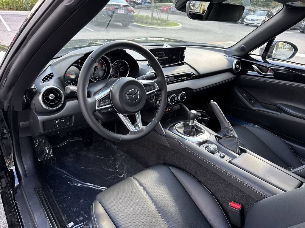 New 2026 MAZDA MX-5 Miata RF Grand Touring RWD image 18