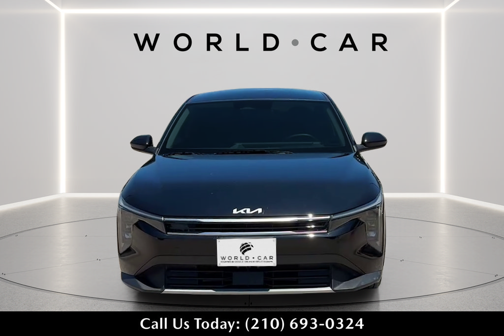 Certified 2025 Kia K4 EX FWD image 2