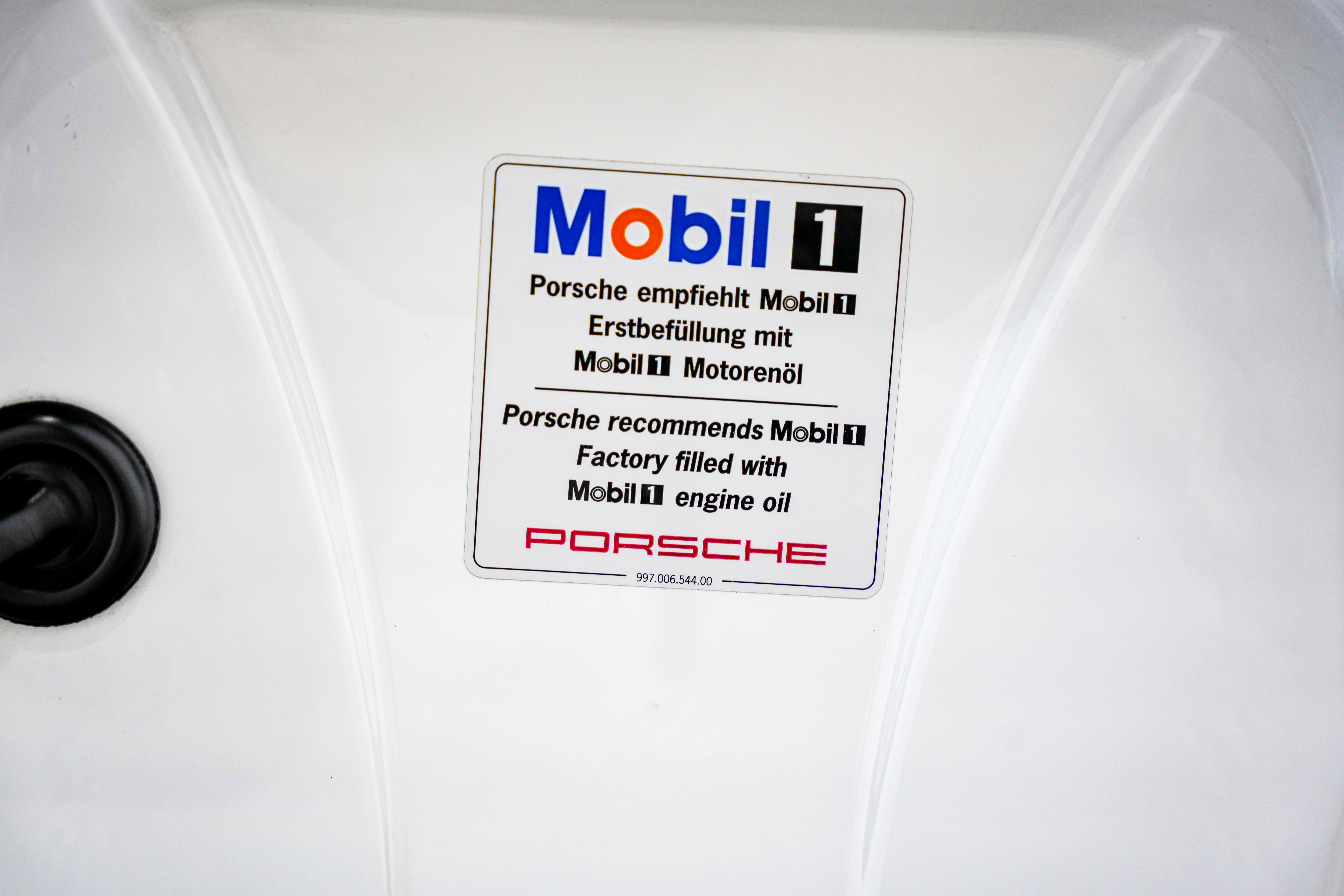 Used 2010 Porsche 911 GT3 RS image 43