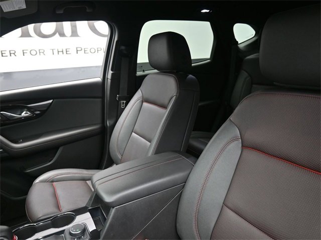 Used 2025 Chevrolet Blazer RS image 16